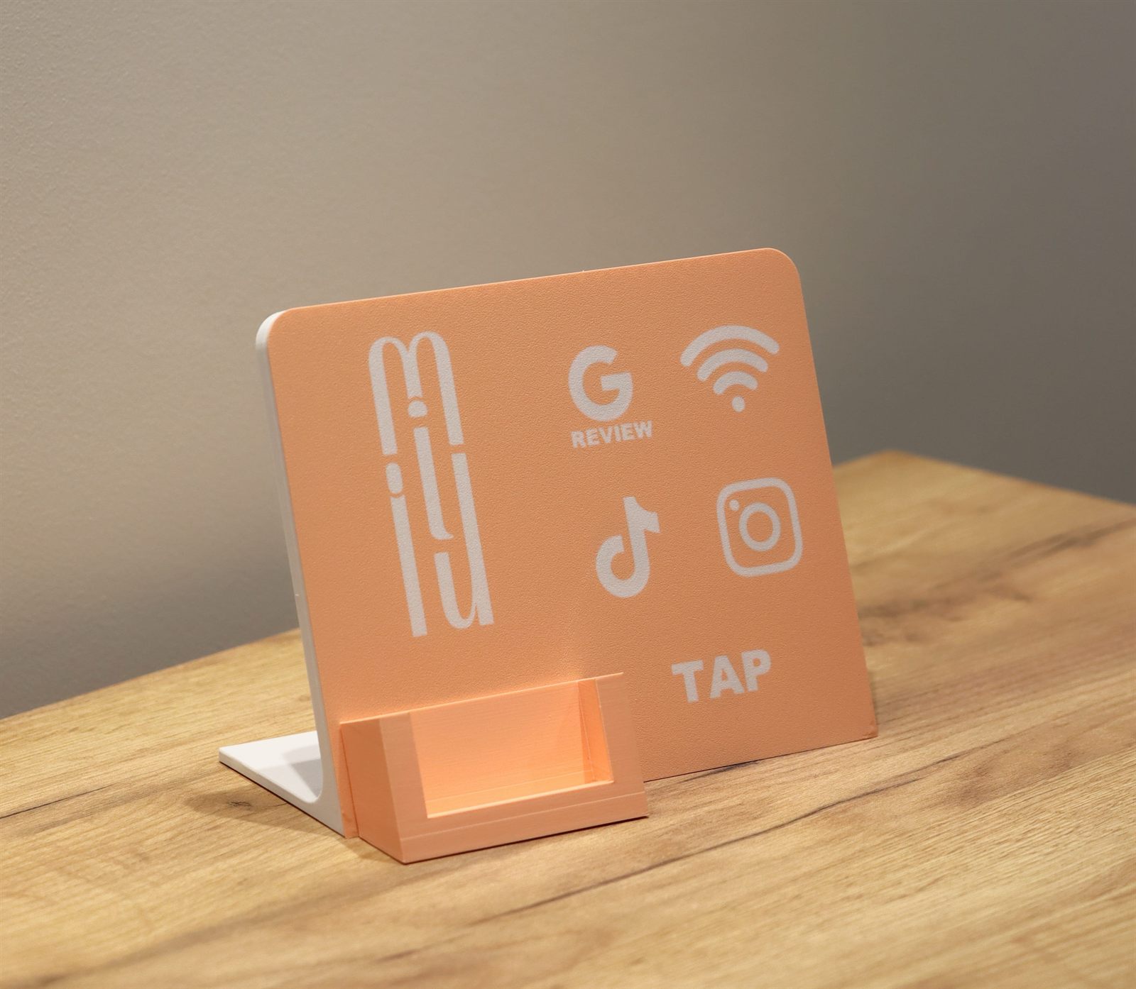 NFC stand «Milu» με social icons και TAP, 3D εκτύπωση